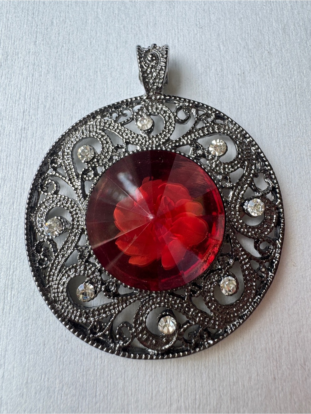 Vintage Style Statement Medallion Pendant Rose Motif